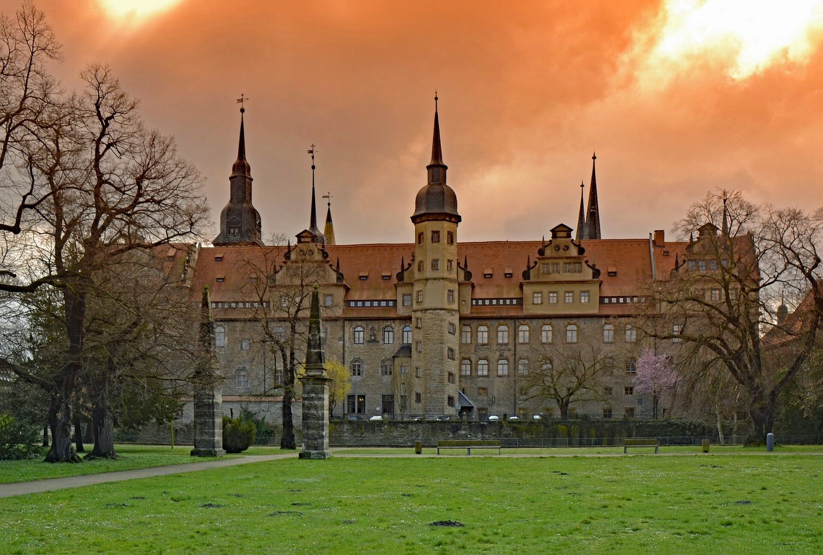 Merseburg/Leuna: Wynajem samochodów